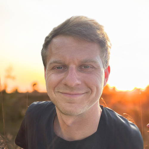 Ansprechpartner Herr Bruhn